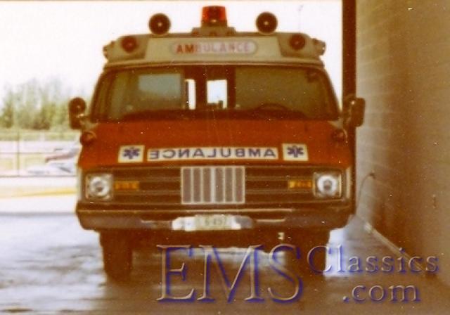 x1975SuperiorDodge,GrandForksND,photoStanStone.jpg