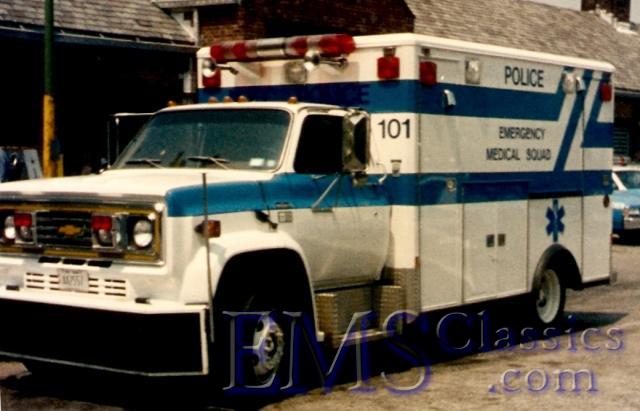 x1991GM,NYPDEmergMedSqd,photoNedSchwartz.jpg